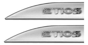 Imagem do produto Friso Lateral Etios Prata Lua Nova 2013 2014 2015 2016 2017 2018 2019 2020 Escrita Cromada